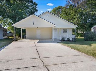 8086 Bark Ct, Murrells Inlet, SC 29576