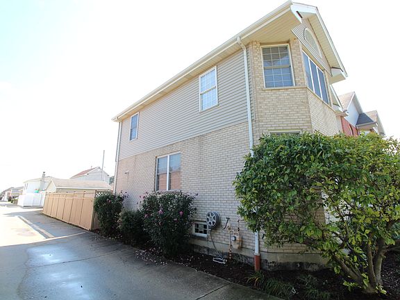5th image of 5927 S Nashville Ave