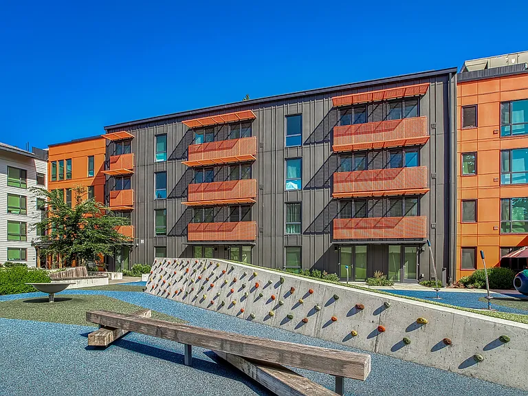 Wynne Watts Commons — Photo 18