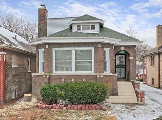 8916 S Throop St, Chicago, IL 60620