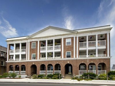 834 Nantasket Ave APT 4, Hull, MA, 02045