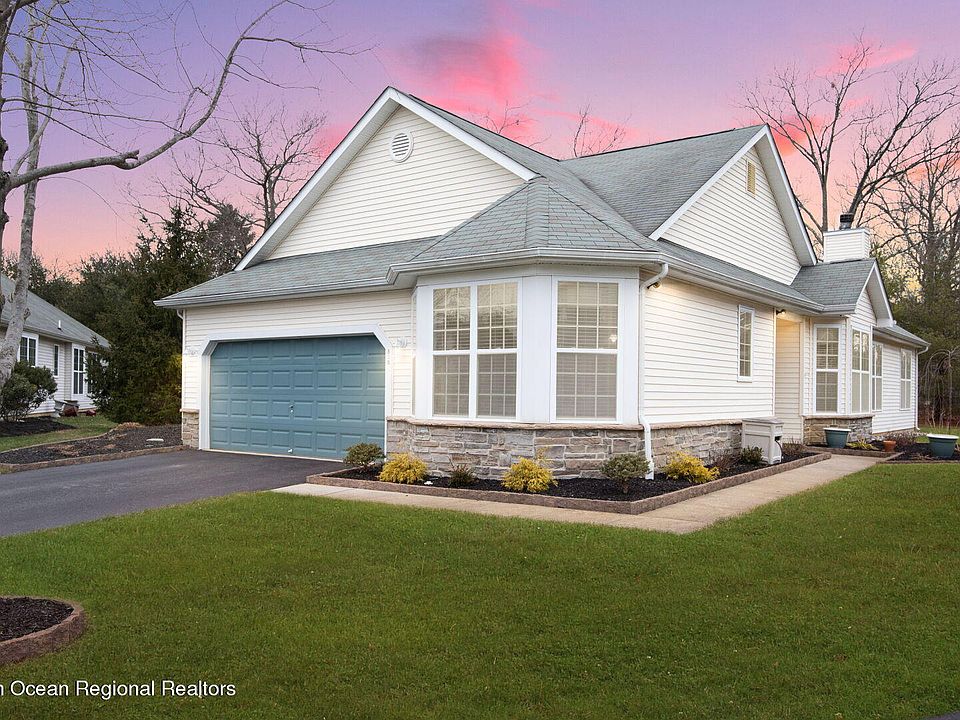 1st image of 810 Tanglewood Ct