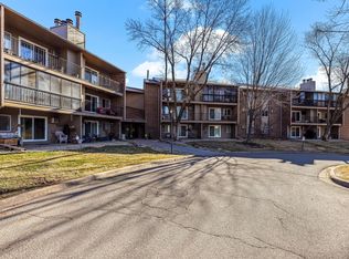 3850 Plymouth Blvd APT 323, Plymouth, MN 55446