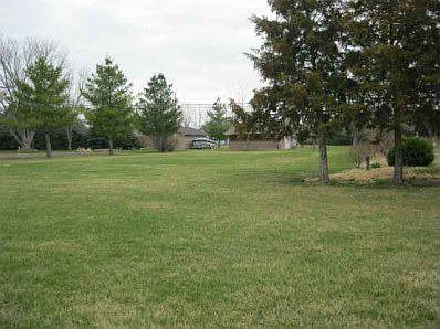 5th image of 4601 Valley Dr