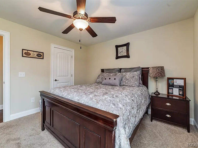 8115 Faith Ct — Photo 36