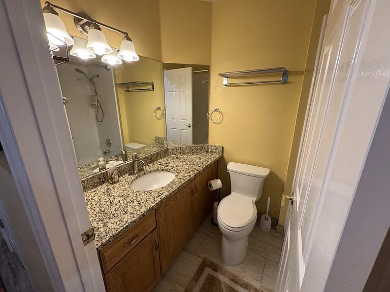 1004 Uri Ln #2 — Photo 14