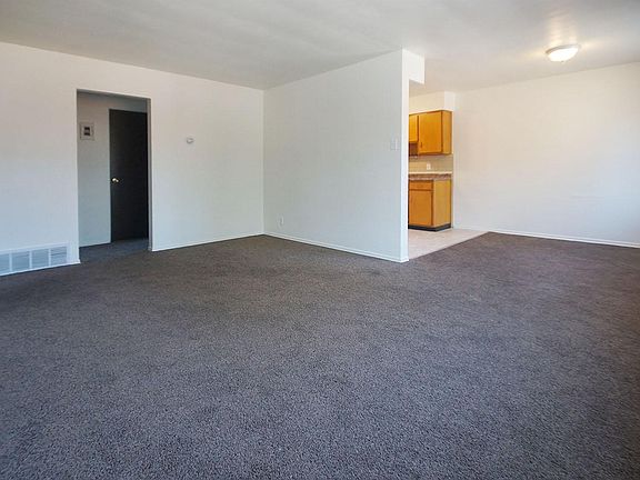 2nd image of 3115 Cherokee St APT 12