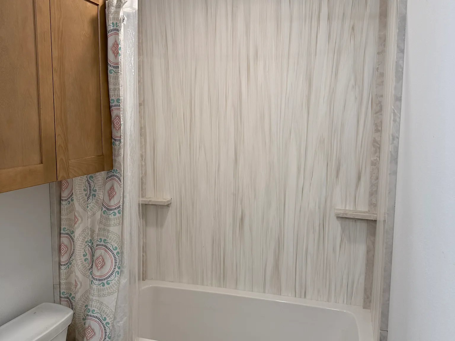 3 bed, 1000 sqft, $1,100 — Photo 4