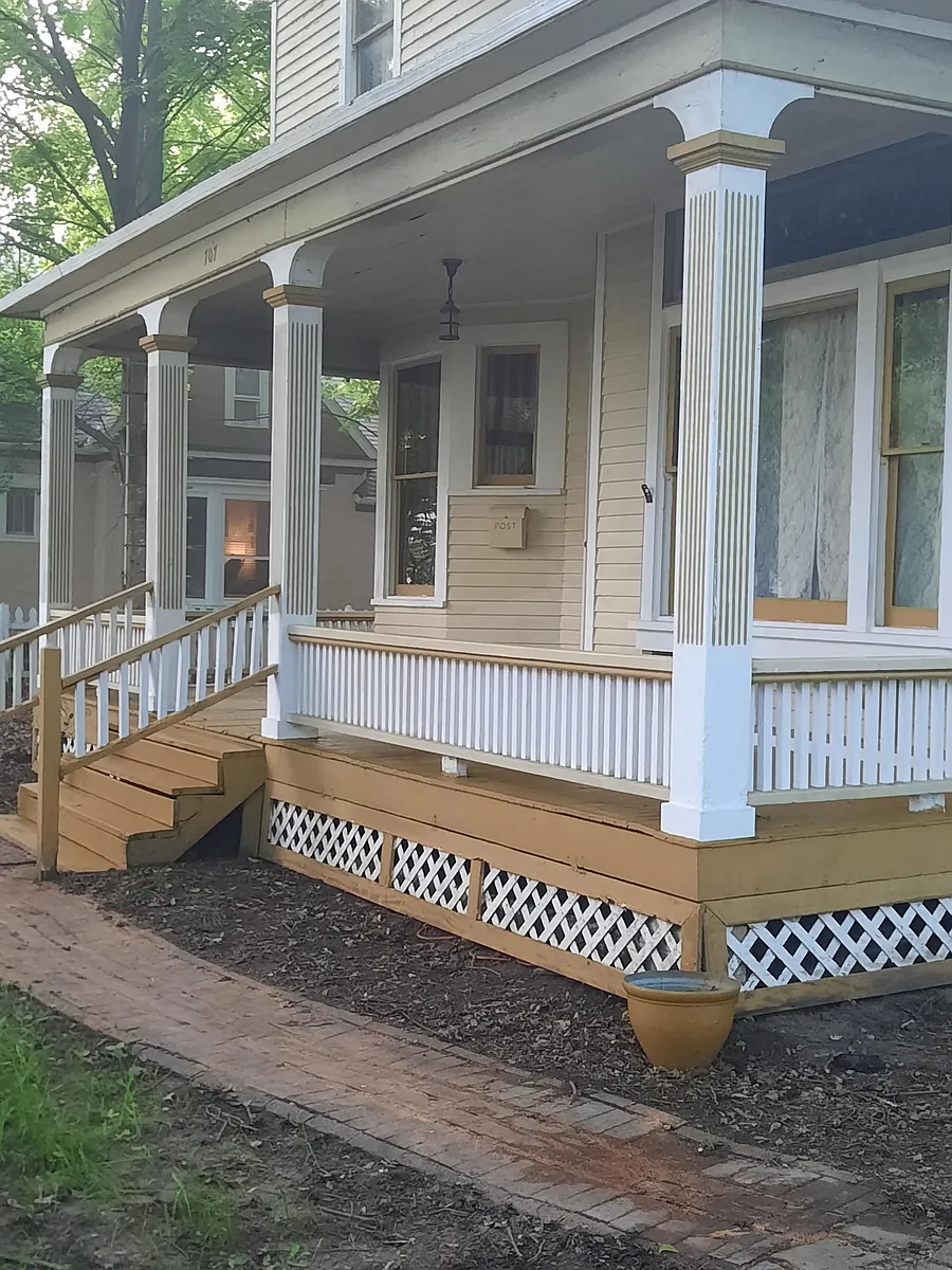Front porch - 707 E Green St