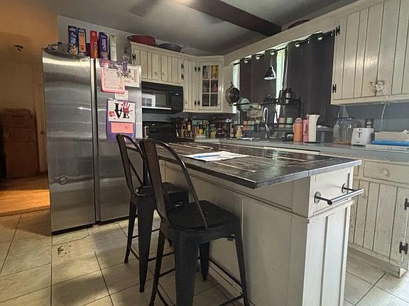 5th image of 120 Williams Ave