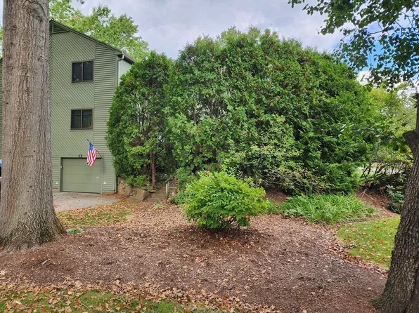 85 Leland Farm Rd Unit 85, Ashland, MA 01721