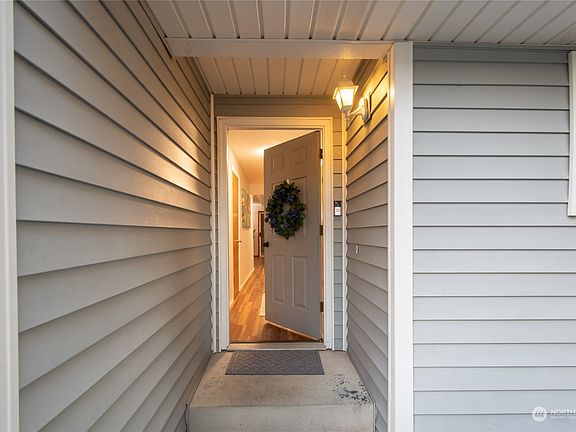 3rd image of 162 Alturas Drive