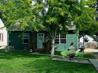 1204 Pine St, Yankton, SD 57078