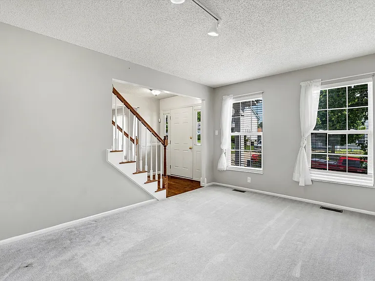 171 Whetstone Dr — Photo 5