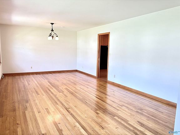4th image of 2103 Shannonhouse Rd SW
