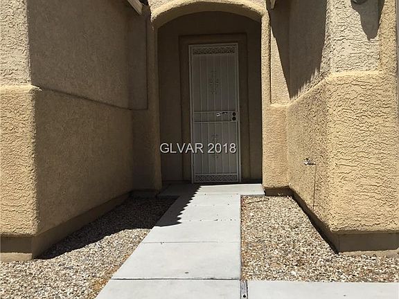 3rd image of 5825 Craigmore Ln