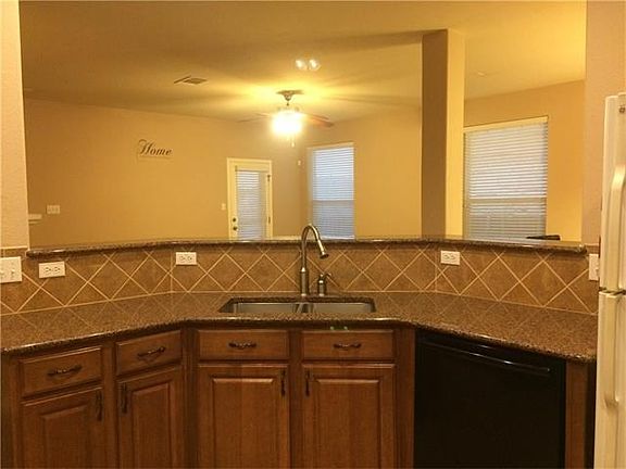 5th image of 1706 Wood Vista Pl