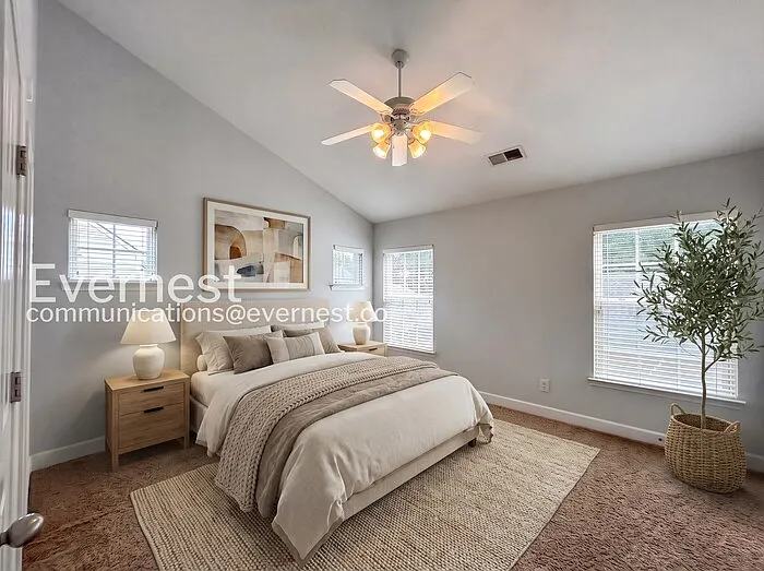 7023 Sunnywood Dr — Photo 2