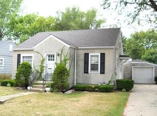 1922 Prospect Ave, Peru, IL 61354