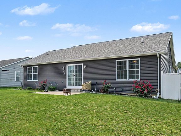 4th image of 51776 Cresswell Dr