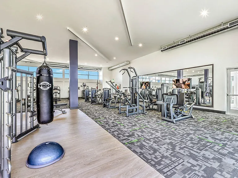 Ariva Luxury Residences — Photo 7