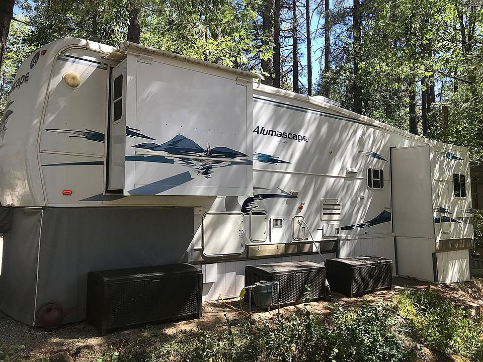 2nd image of 50 243 Hwy