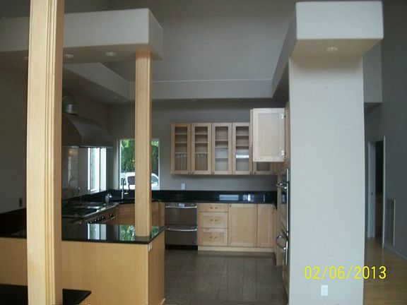 5th image of 8527 Knute Ln NW