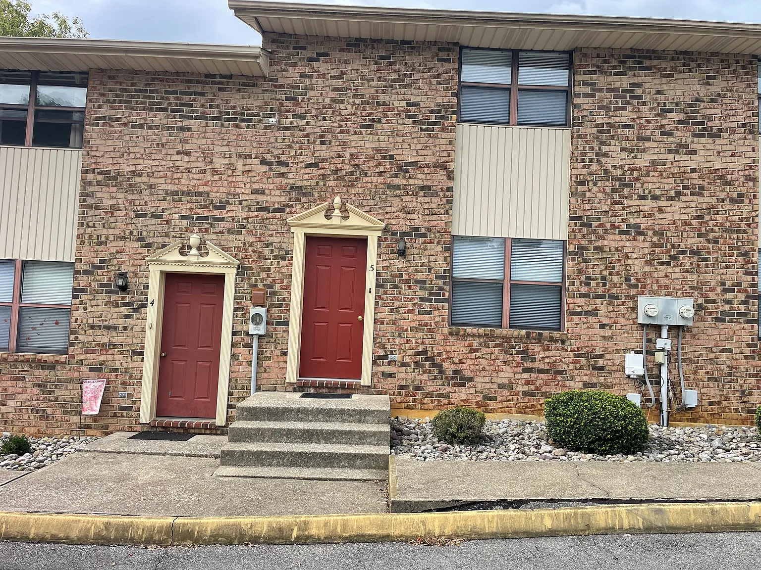 2 bed, 1.5 bath, 960 sqft, $1,795 — Photo 4