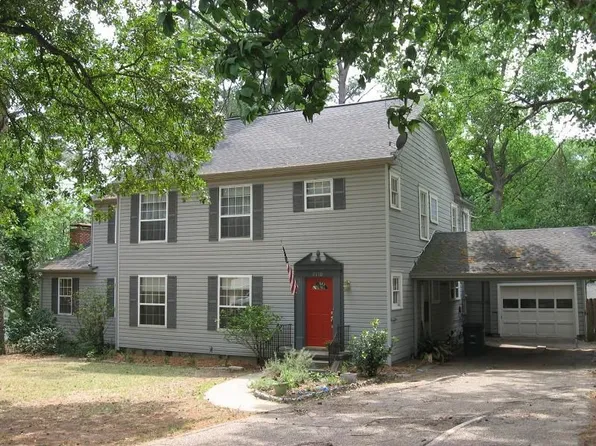 2110 Avenue O, Huntsville, TX 77340