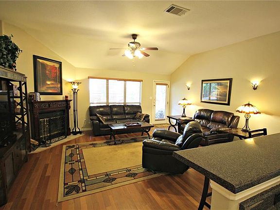 5th image of 1500 Sherry Dr