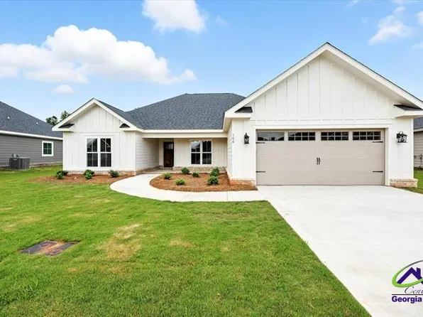 107 James David Ct, Perry, GA 31069
