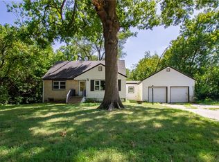 1527 W 21st Ter, Lawrence, KS 66046