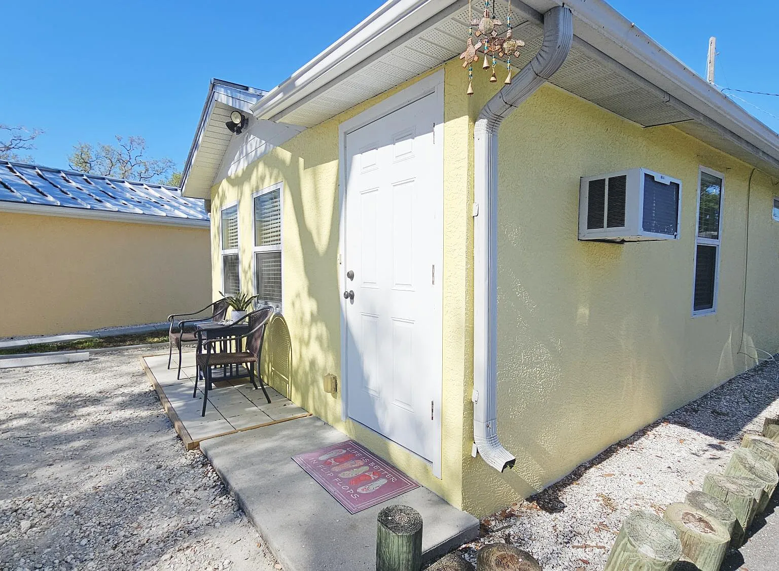 870 S McCall Rd #4 — Photo 2