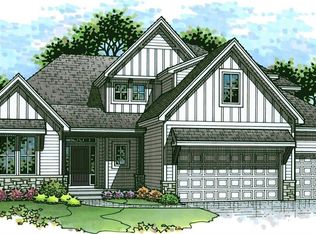 7473 Village Dr, Prairie Village, KS 66208