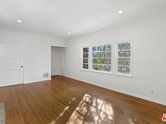 2nd image of 2364 Kerwood Ave