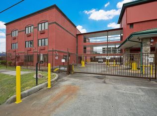 025swa(+Sf10building +Sfi10), Houston, TX 77030