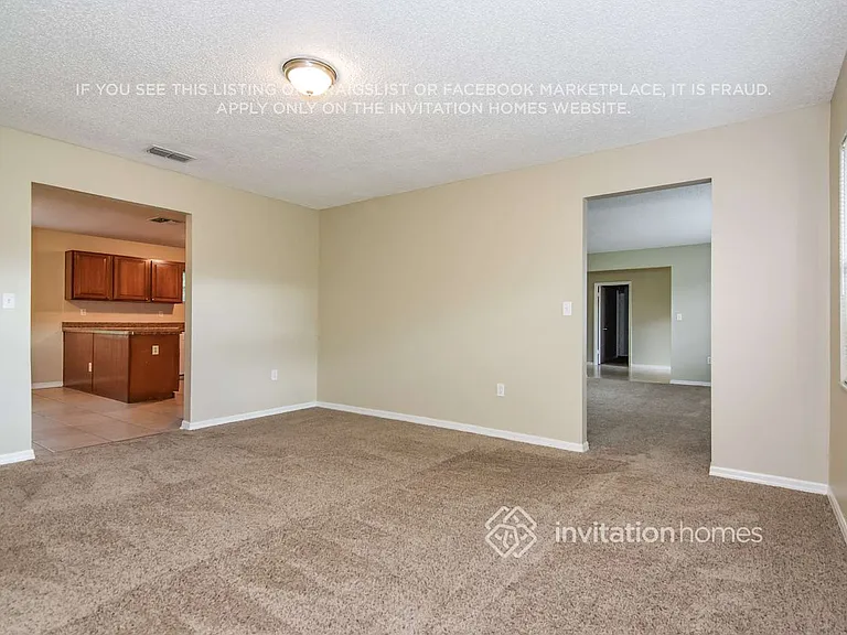 5840 Carina Trce — Photo 5