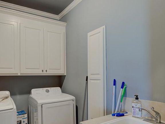5th image of 1834 Emberwood Cir