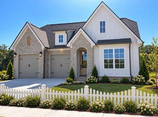 5902 Yellow Rose Ln, Ooltewah, TN 37363