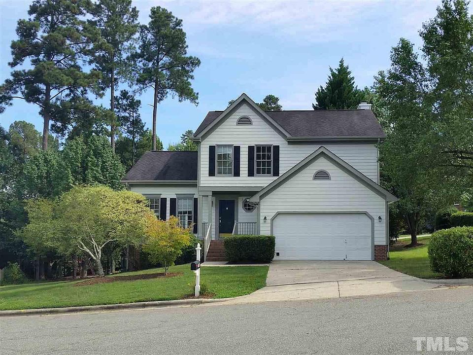 1st image of 100 Corbin Hill Cir
