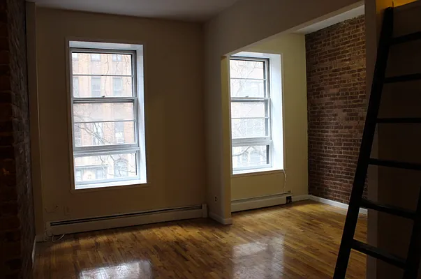 Rented by Luxor Homes & Investment Realty | media 11