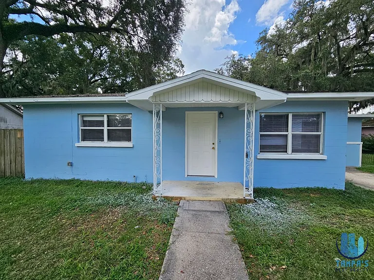 2721 Doyle Cir — Photo 2