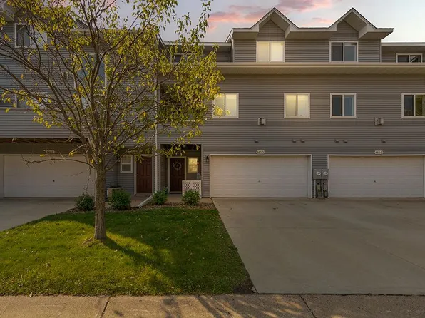 660 Kingfisher Ln APT D, Woodbury, MN 55125