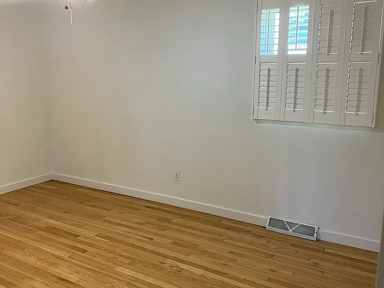 1423 E Dunstan Dr — Photo 21