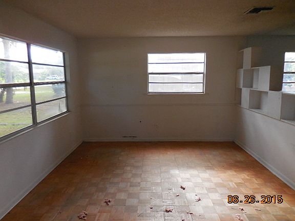 3rd image of 3265 1st Ln