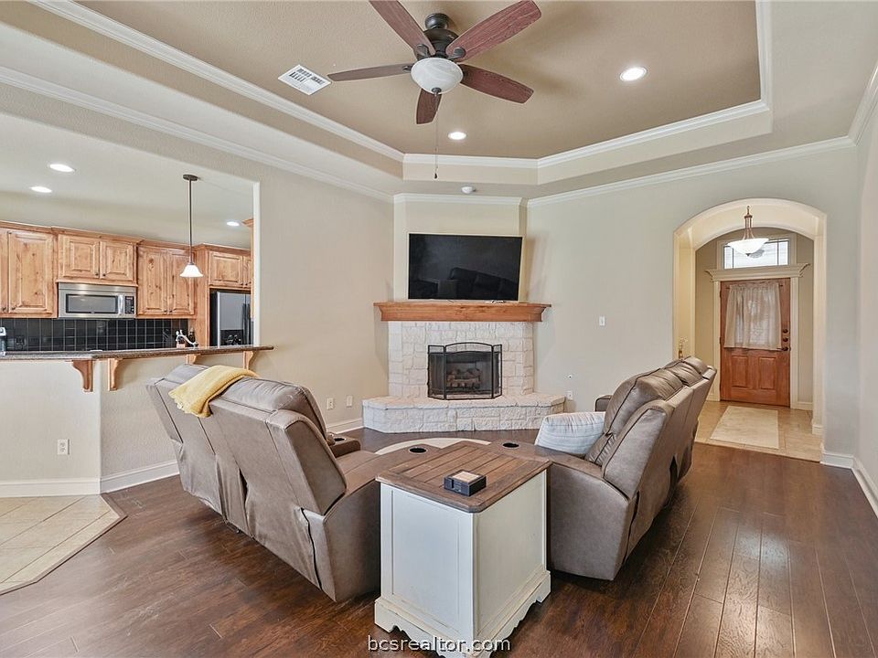1st image of 3914 Lambermont Dr