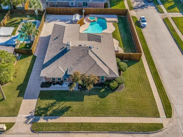 528 Parish Pl, Coppell, TX 75019