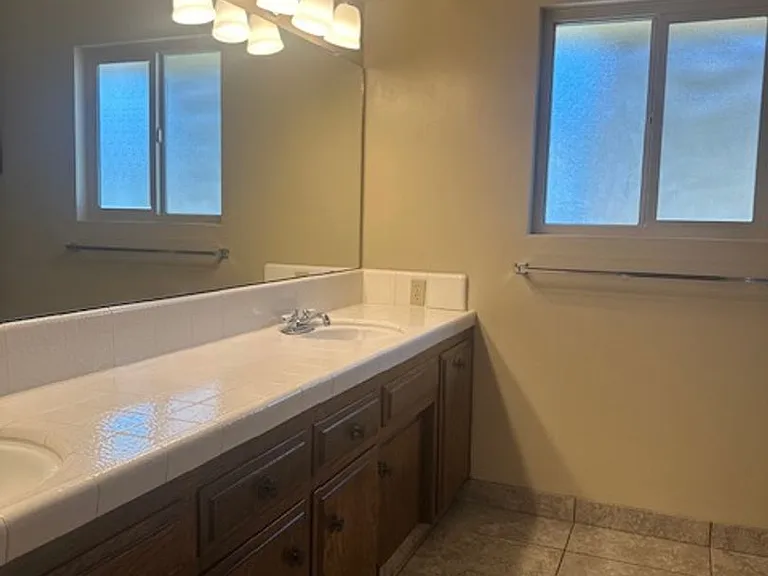 6713 Kimberly Ave — Photo 11