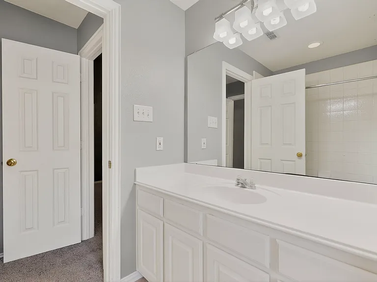 3513 San Paula Dr — Photo 38