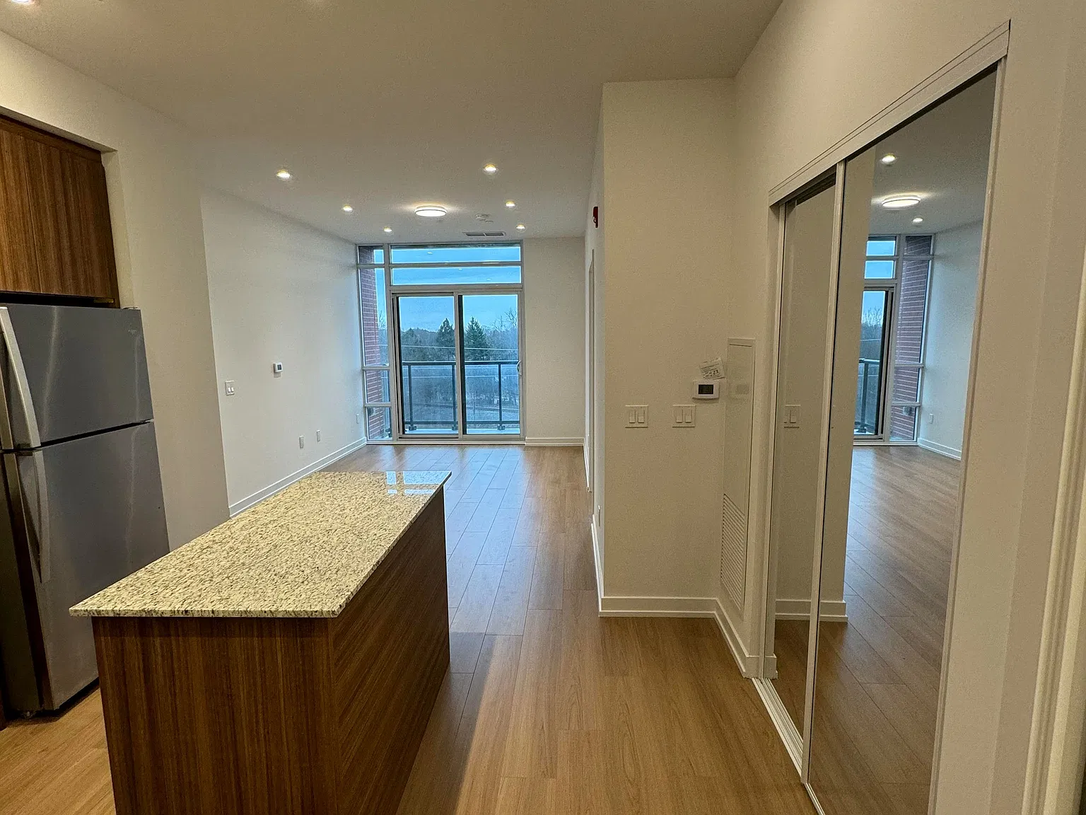 3 bed, $3,100 — Photo 4